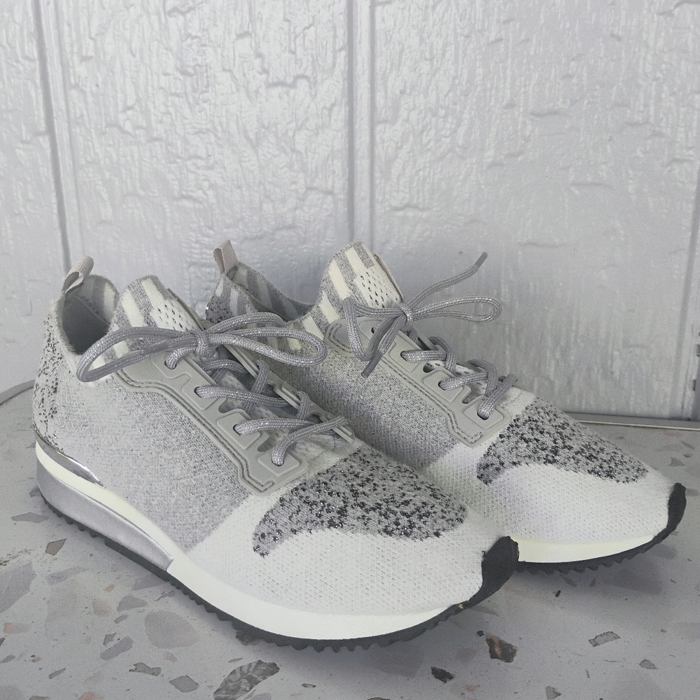 Urban Sport Women's Gray Sneakers Size 7